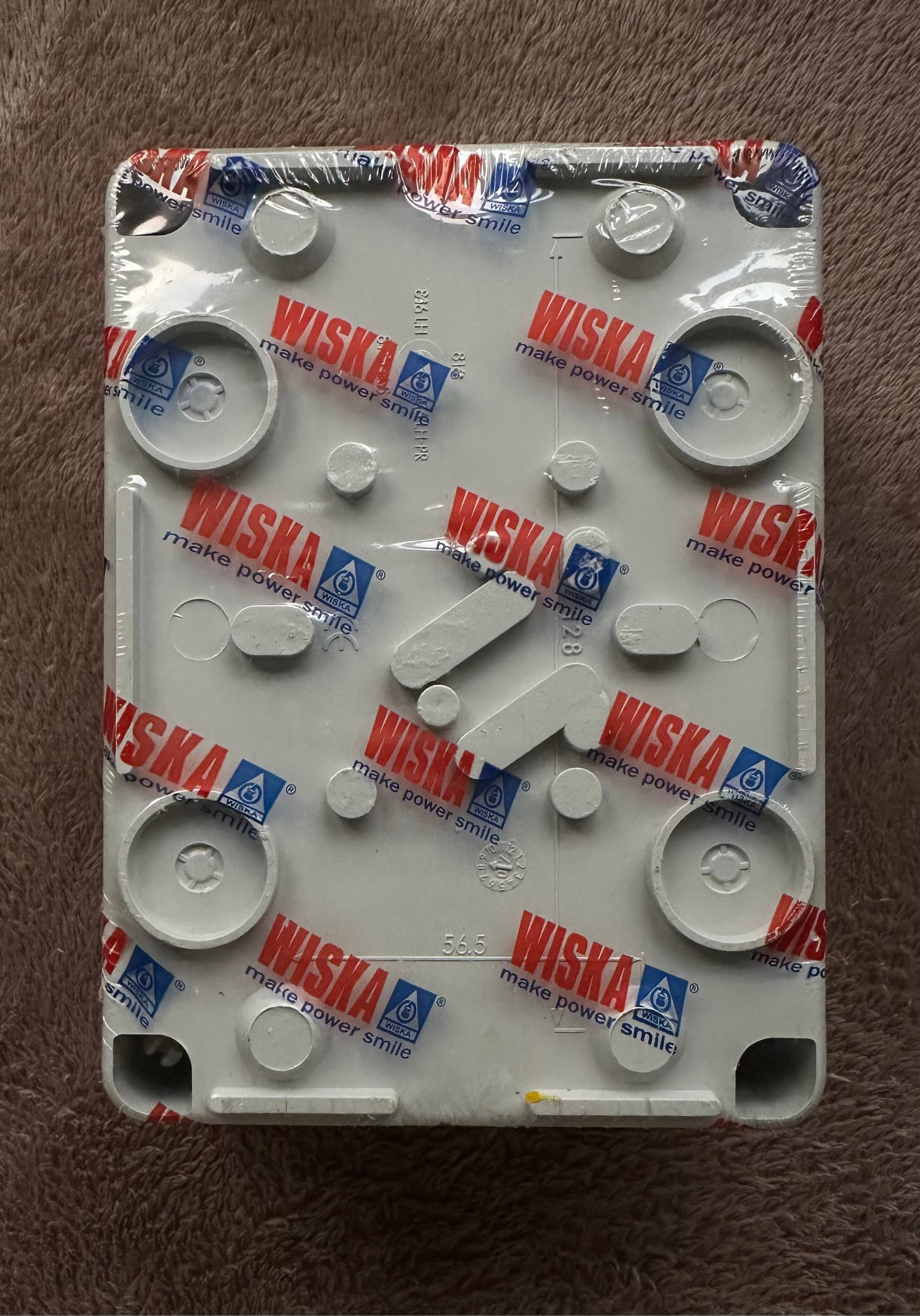 Wiska ip65 junction wiring box rear view