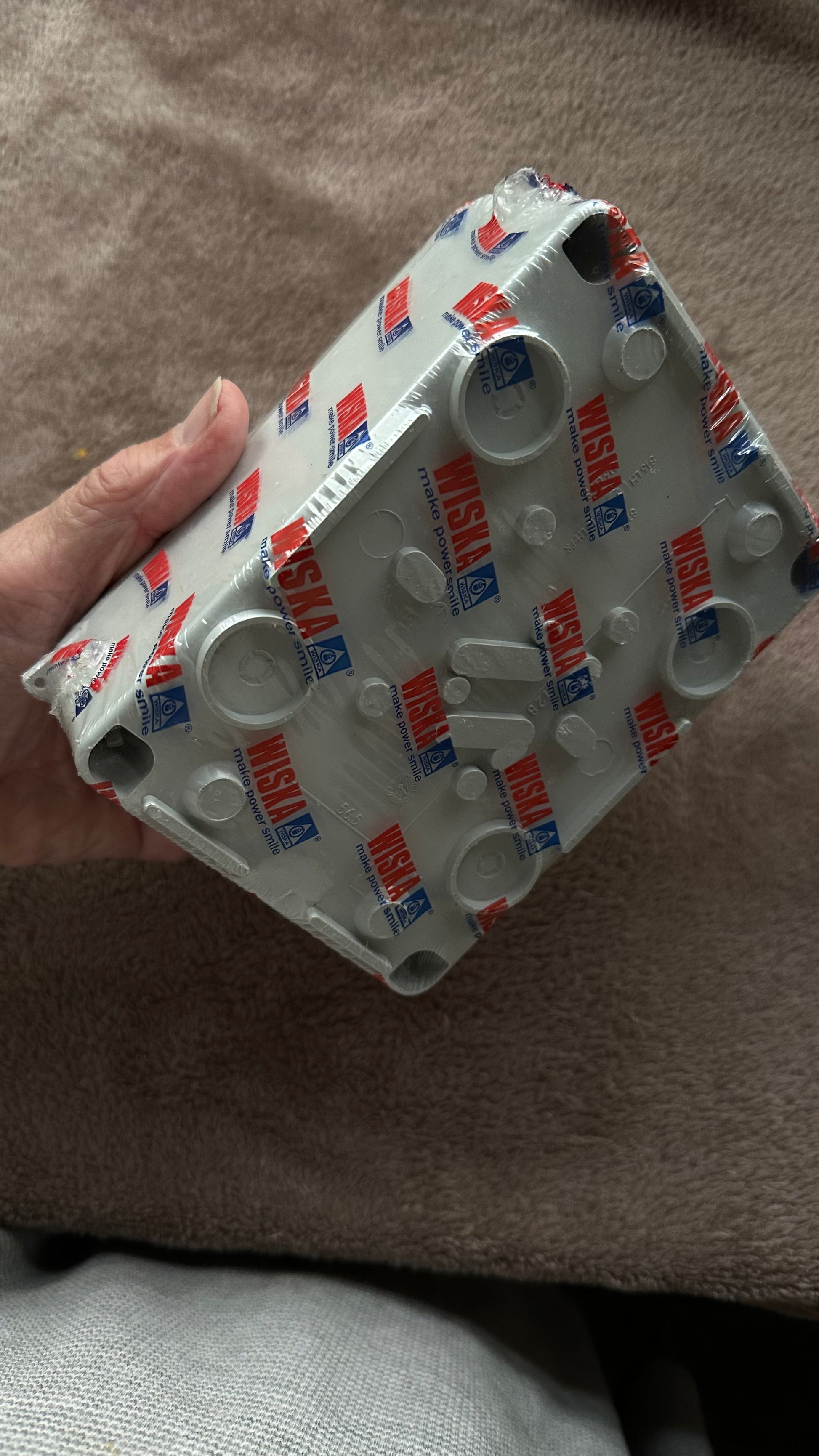 Video of Wiska ip65 outdoor waterproof junction box